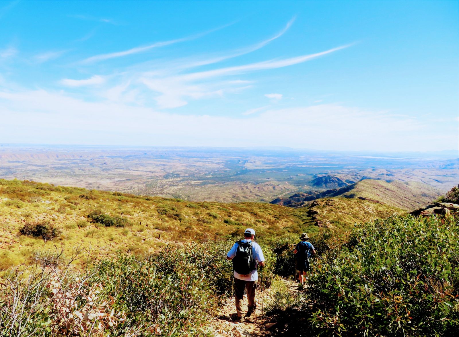 Larapinta Trail 5-Day Pack-Free Guided Walk – Life’s An Adventure